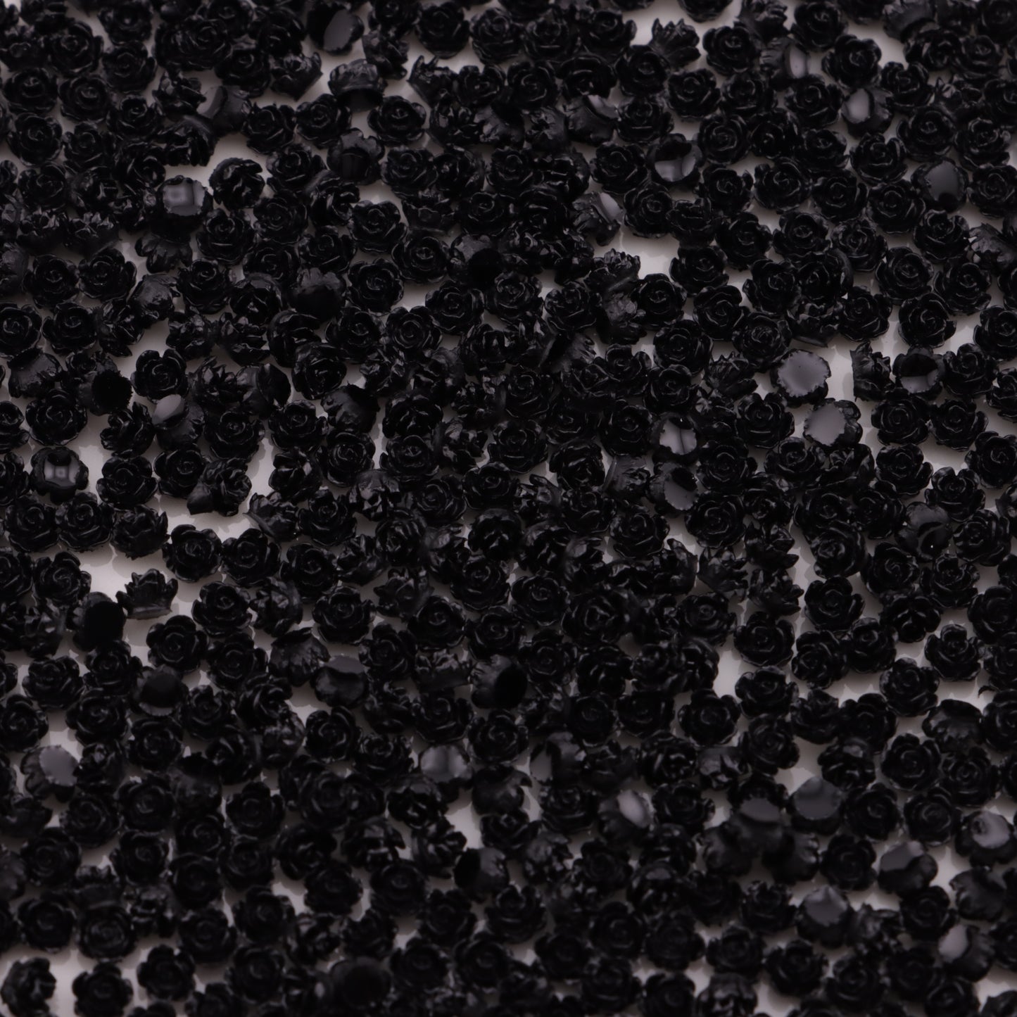 FS5602- 4mm Small Flower Charms Small Flower Patches