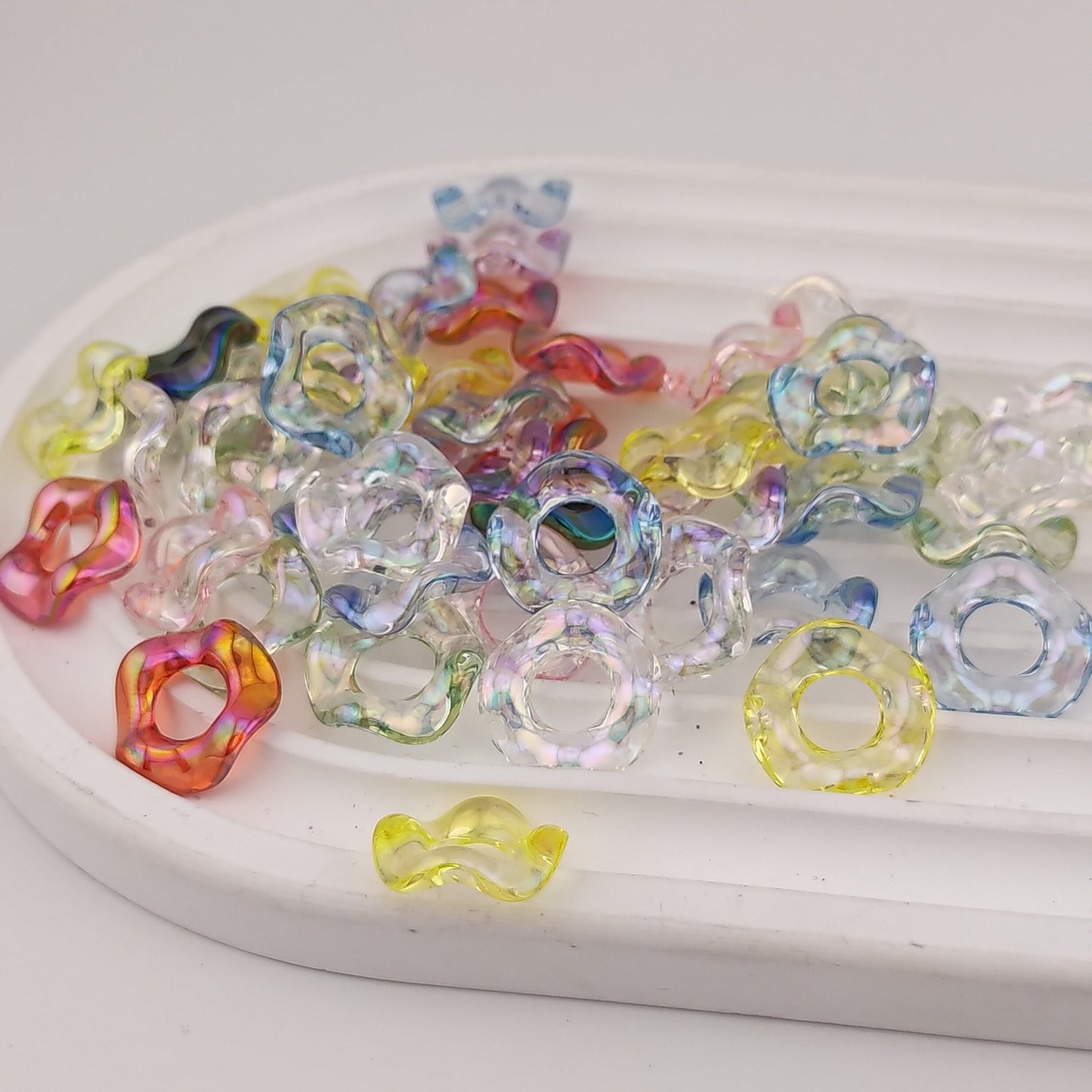 FS1108-16MM Mixed Color WavyPlastic Spacer Fit For Beadspen Beads