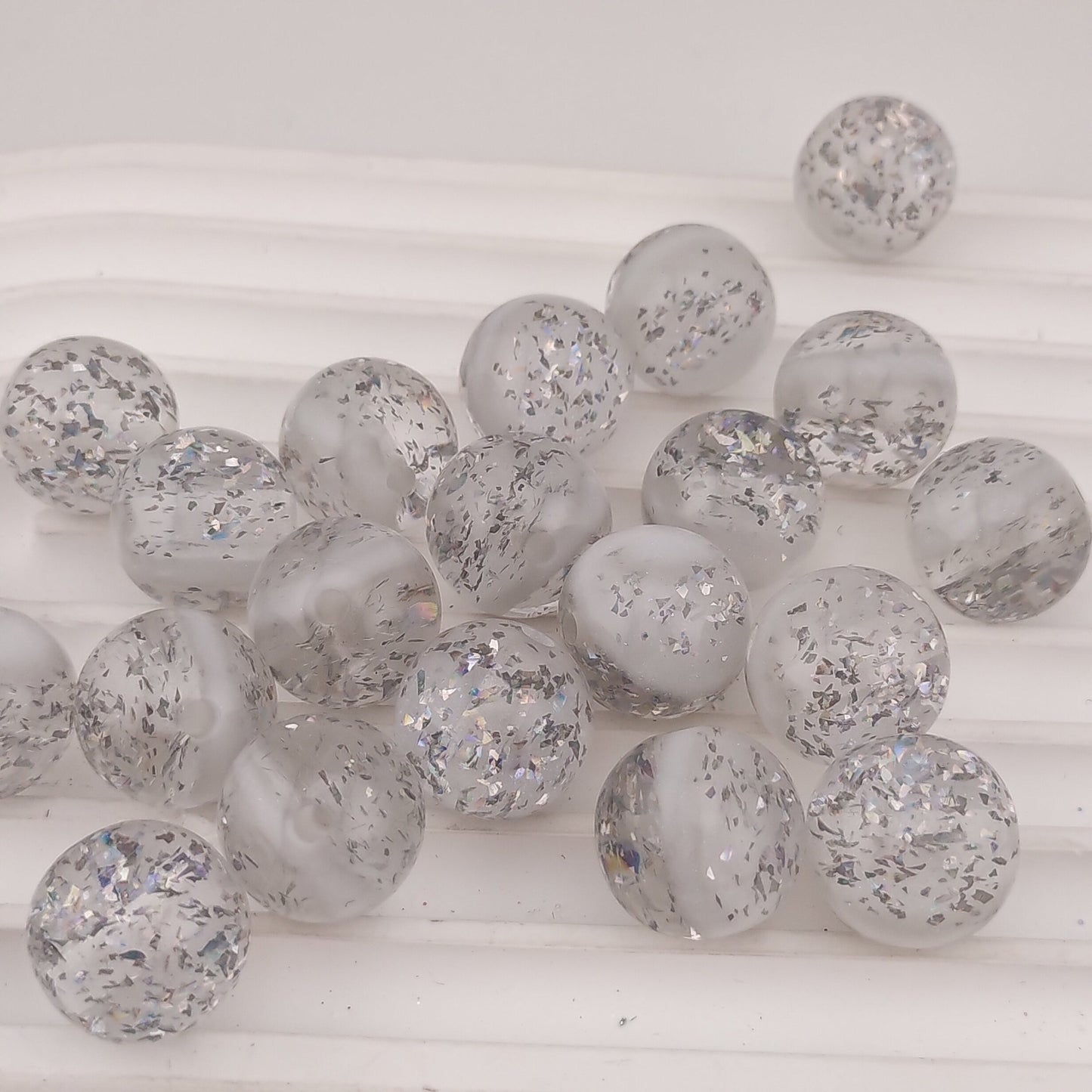 FS1233- 16mm Resin Beads (Not UV)