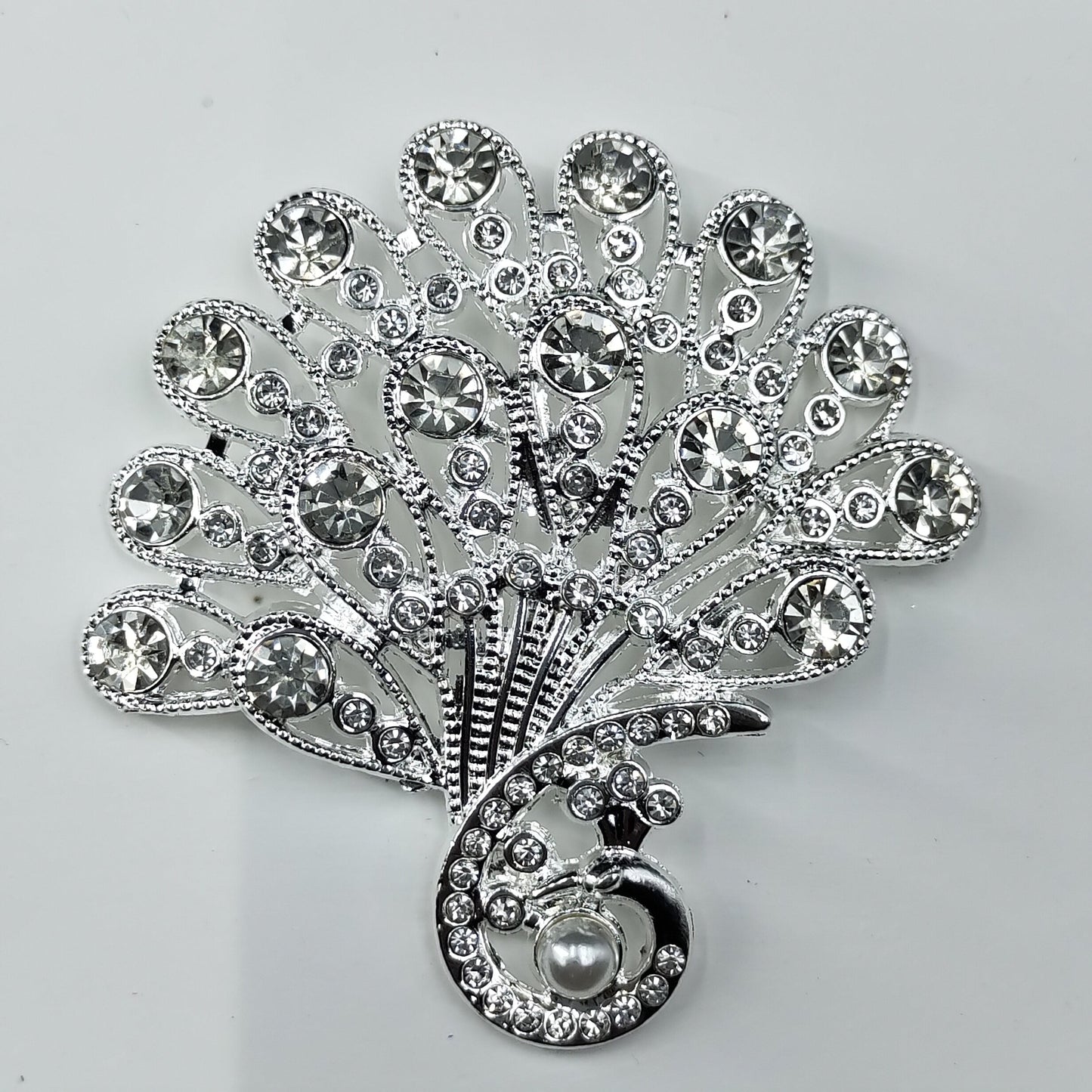 FS0903- Peacock Diamond Charm For MaKing Fancy Beads