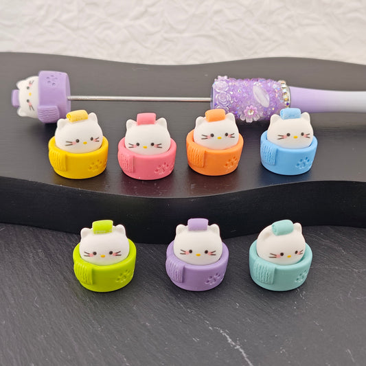 FS2632- HK Kitty Cat take a bath Pen Toppers Mixed Color