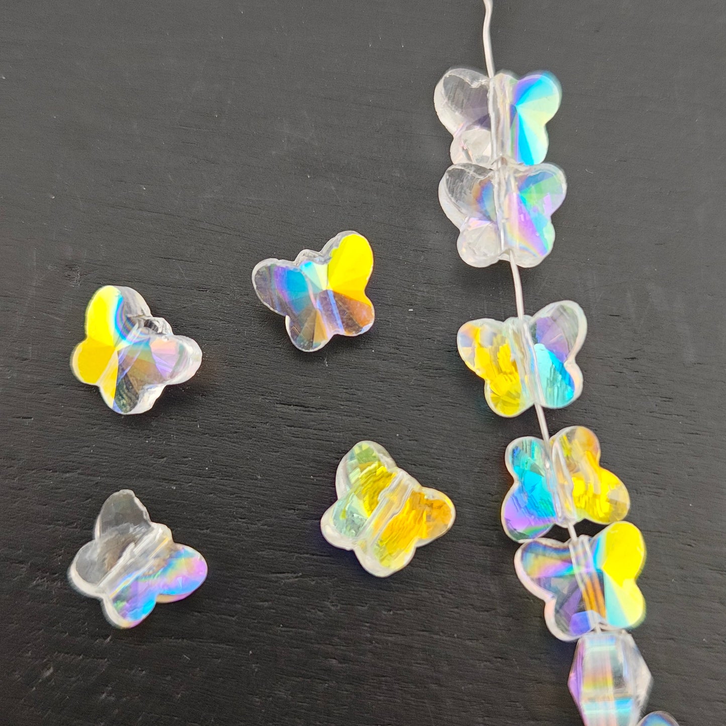 FS2805- About 98PCS/Strand 6*8mm Butterfly Crystal Glass Beads
