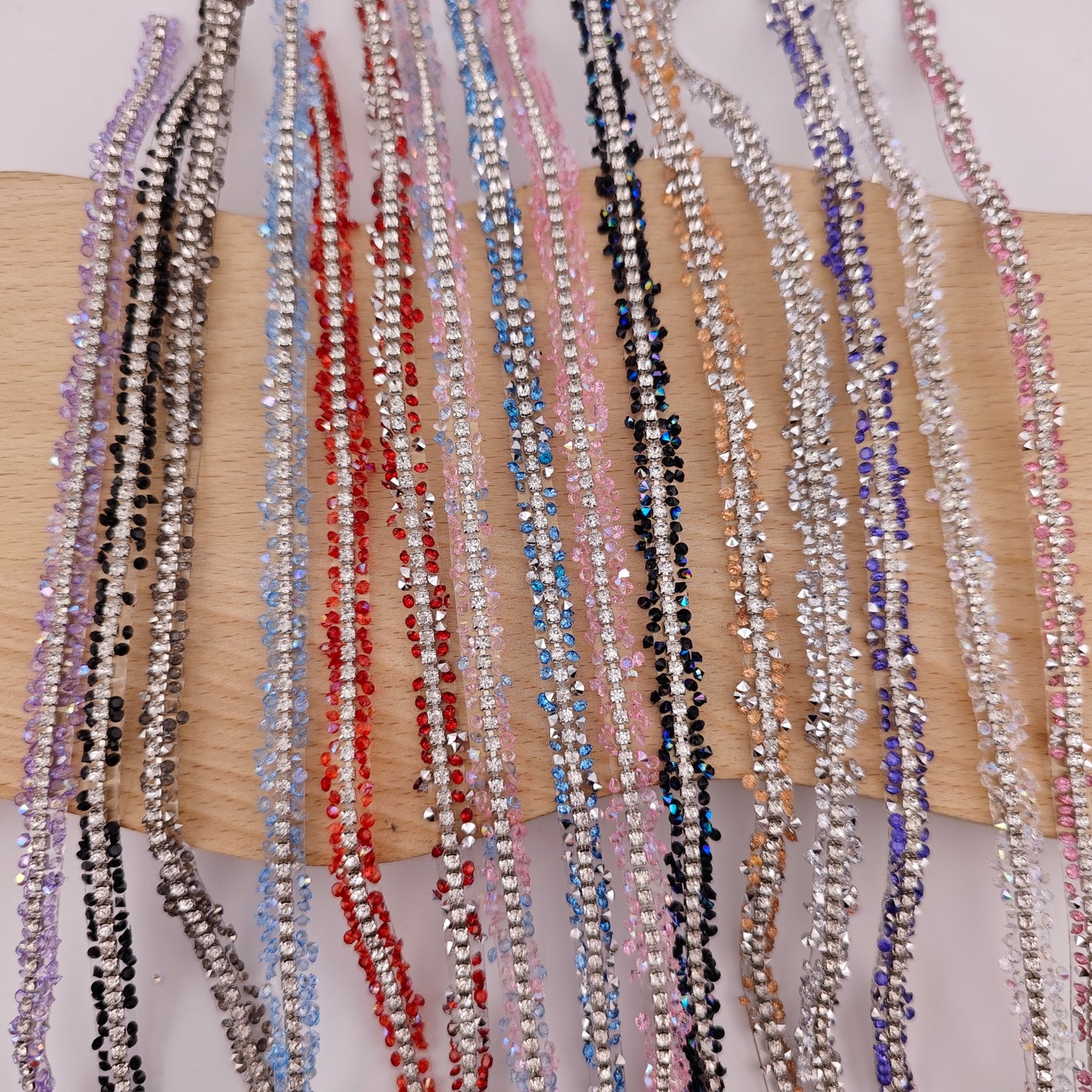 FS2994- 9mm Width Sugar Diamonds Wraps tapes With Silver Chain In Middle Diamonds Tapes for Making Fancy Beads