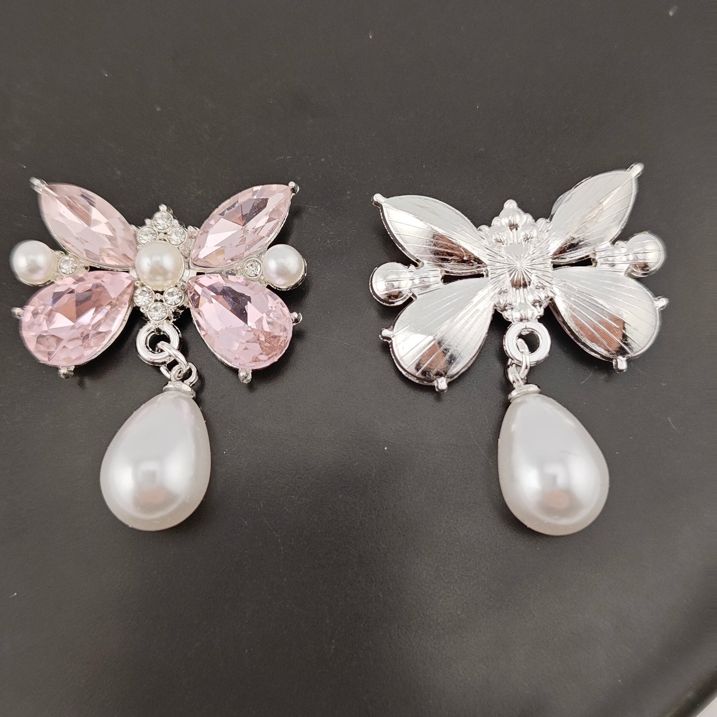 FS3073- 8 Pieces Crystal Butterfly With Pearl Charms