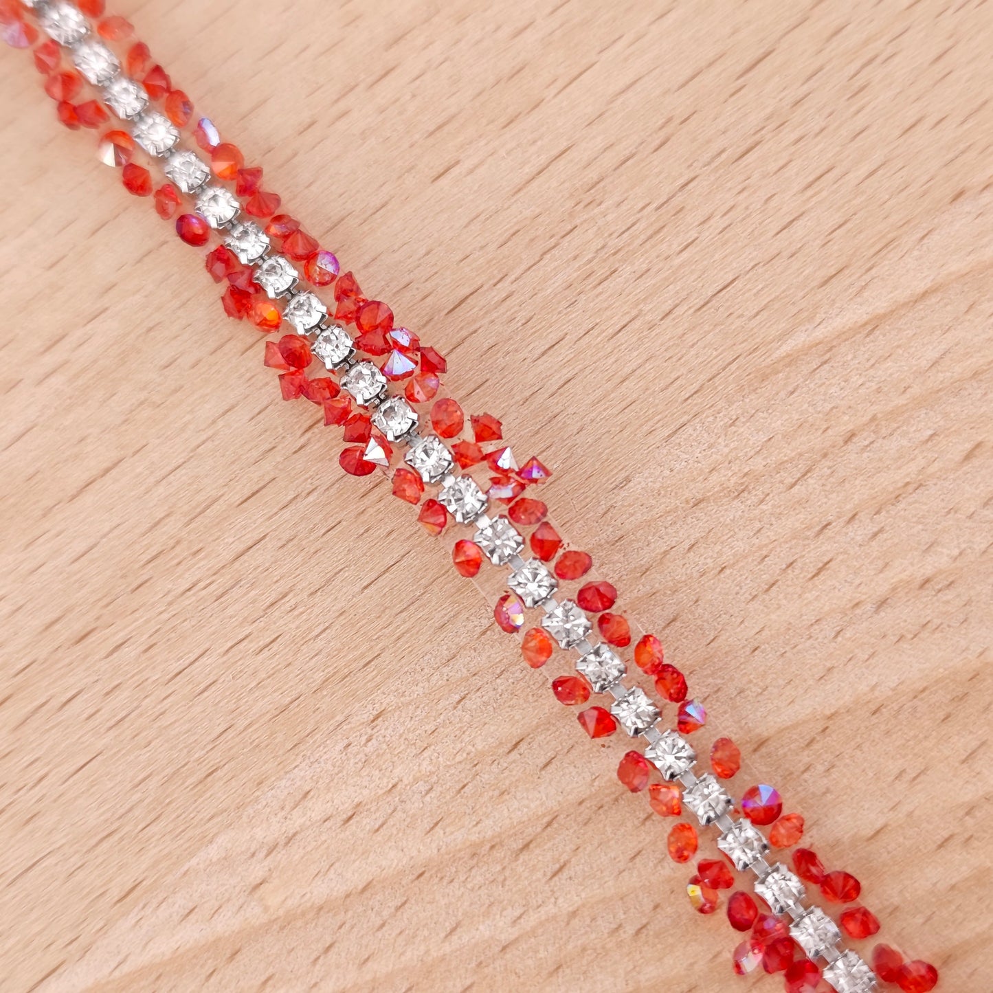 FS2994- 9mm Width Sugar Diamonds Wraps tapes With Silver Chain In Middle Diamonds Tapes for Making Fancy Beads
