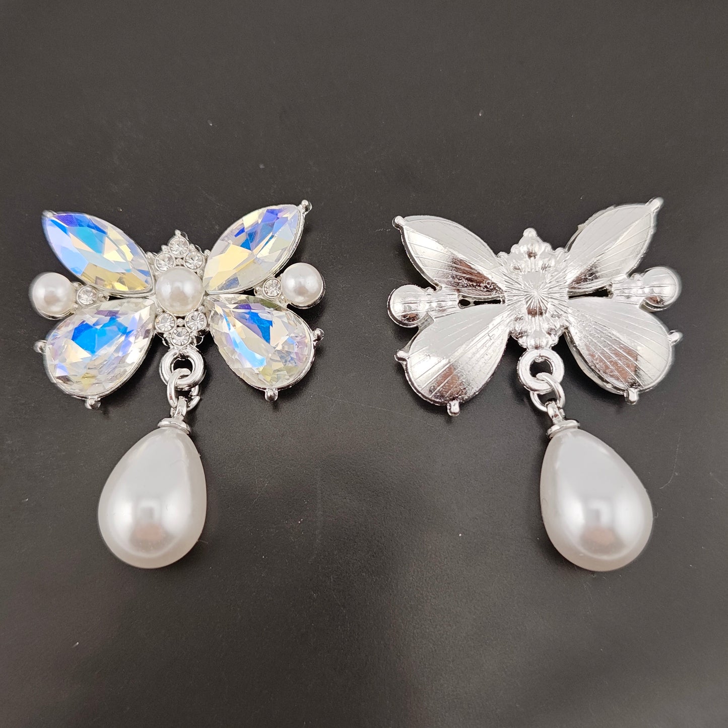 FS3073- 8 Pieces Crystal Butterfly With Pearl Charms
