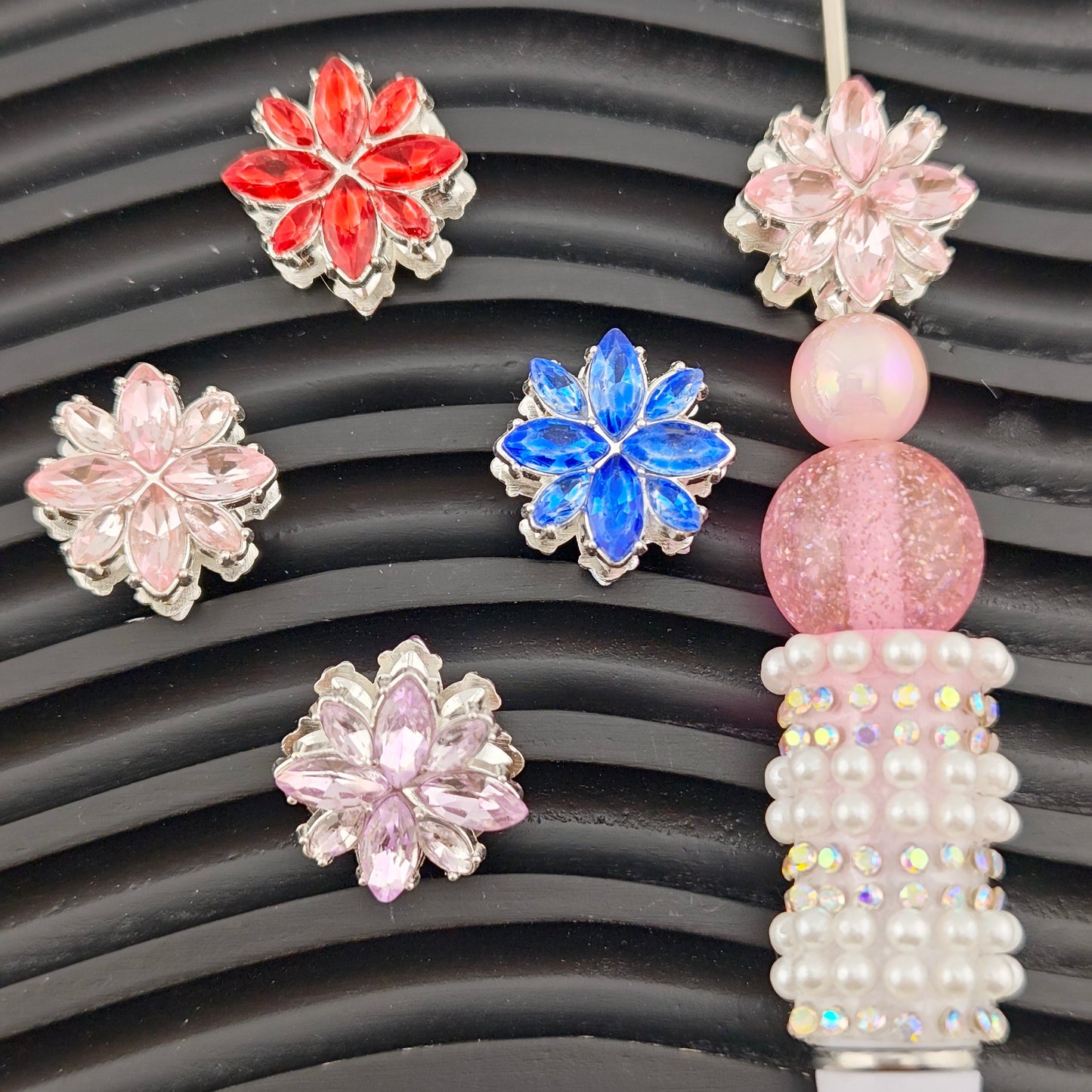 FS2959- 8 Leaf Crystal Alloy Beads
