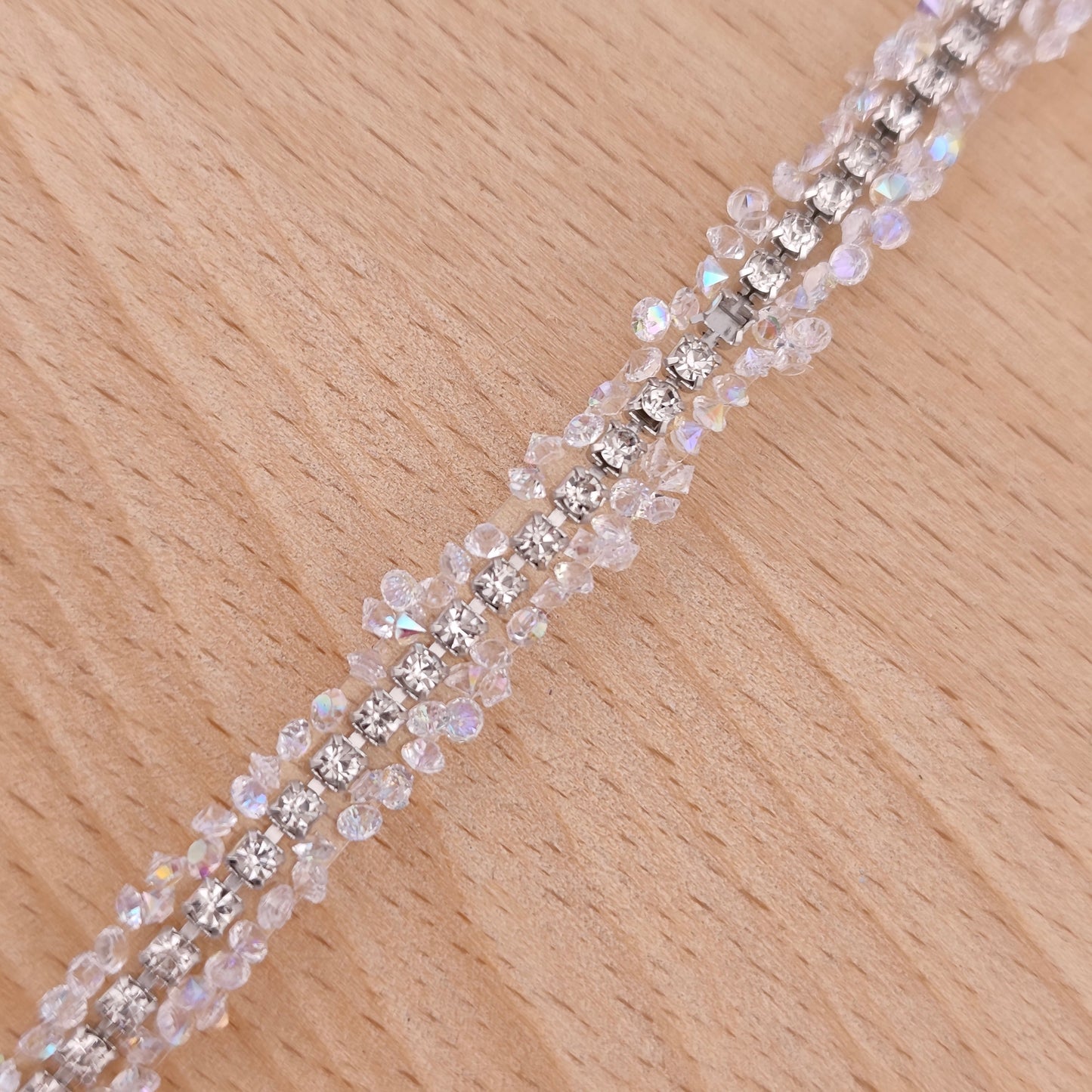 FS2994- 9mm Width Sugar Diamonds Wraps tapes With Silver Chain In Middle Diamonds Tapes for Making Fancy Beads