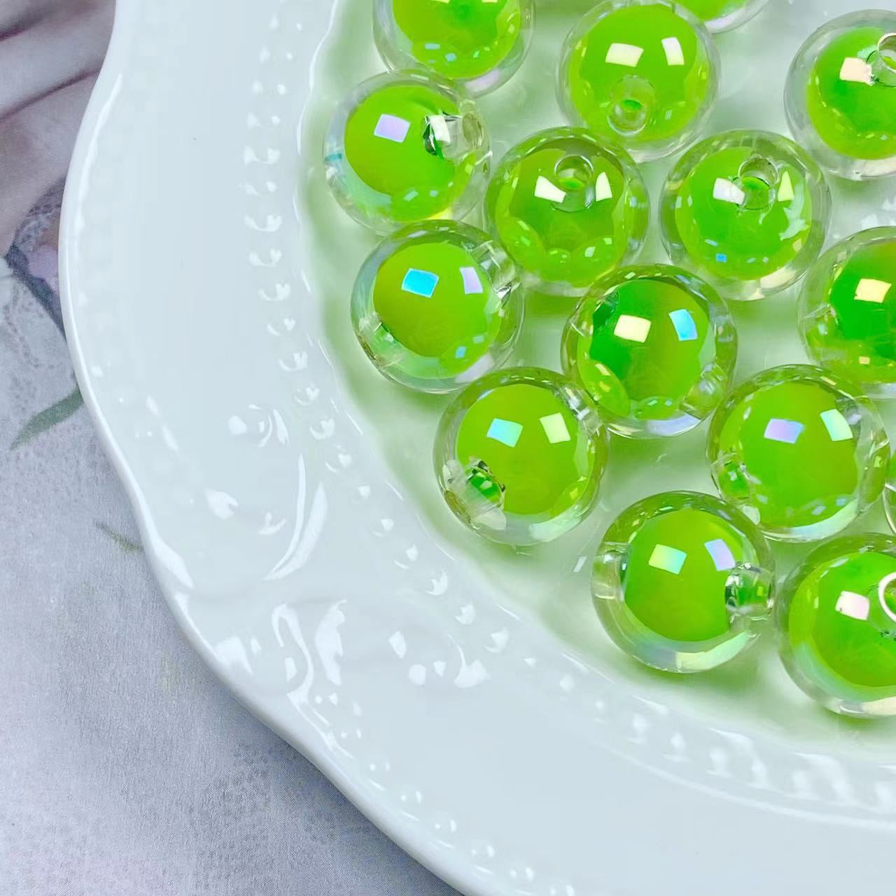FS0589- 16mm UV  Beads In Beads (Beads Inside Beads)