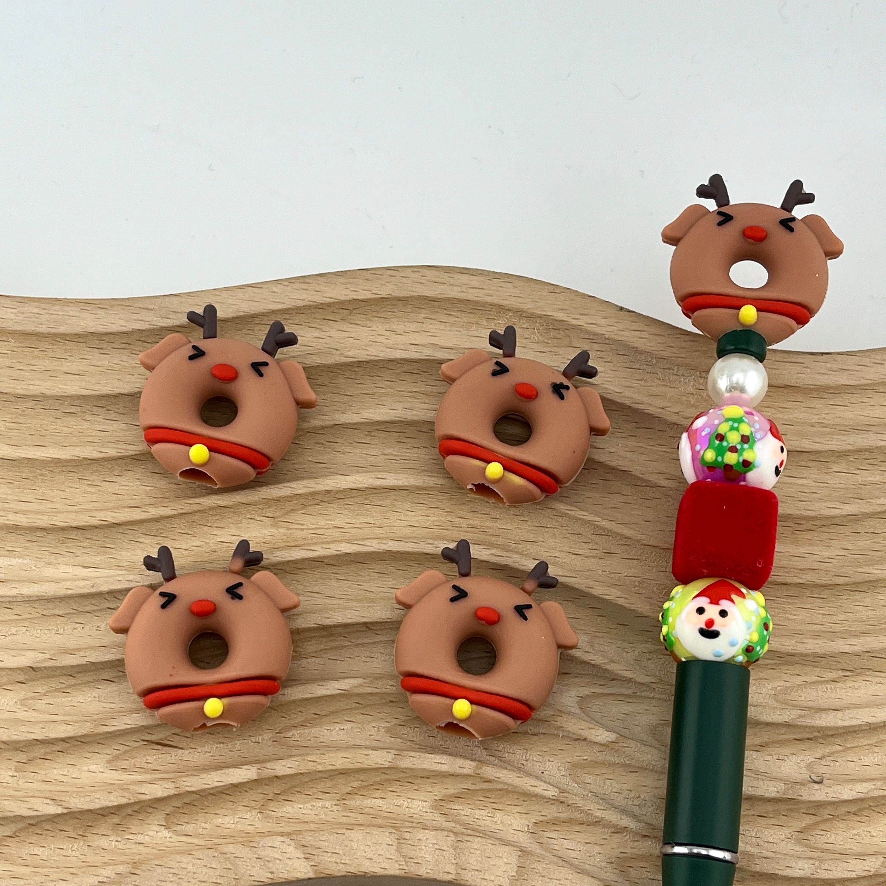 FS1556-Deer PVC Pen Topper