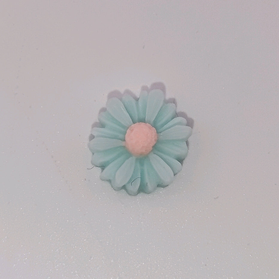 12MM Mixed Color Glowing Daisy Resin Nail Charms For Making Fancy Beads