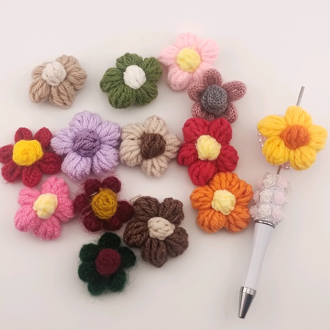 45MM knitted flowers