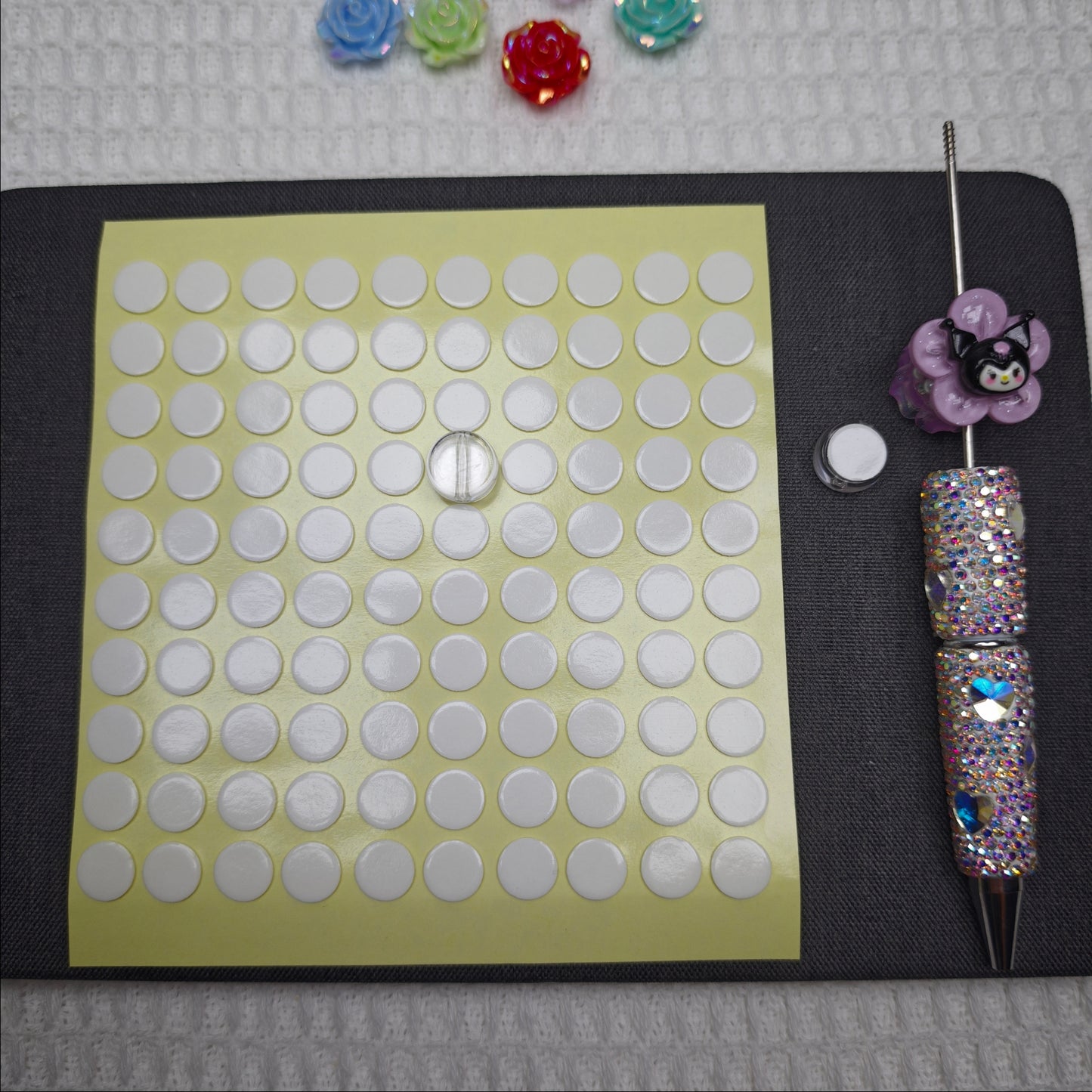 [KM6860]- Diameter 10mm, 100 Pieces/Sheet, Pre-Cut Round Double Sided Tapes