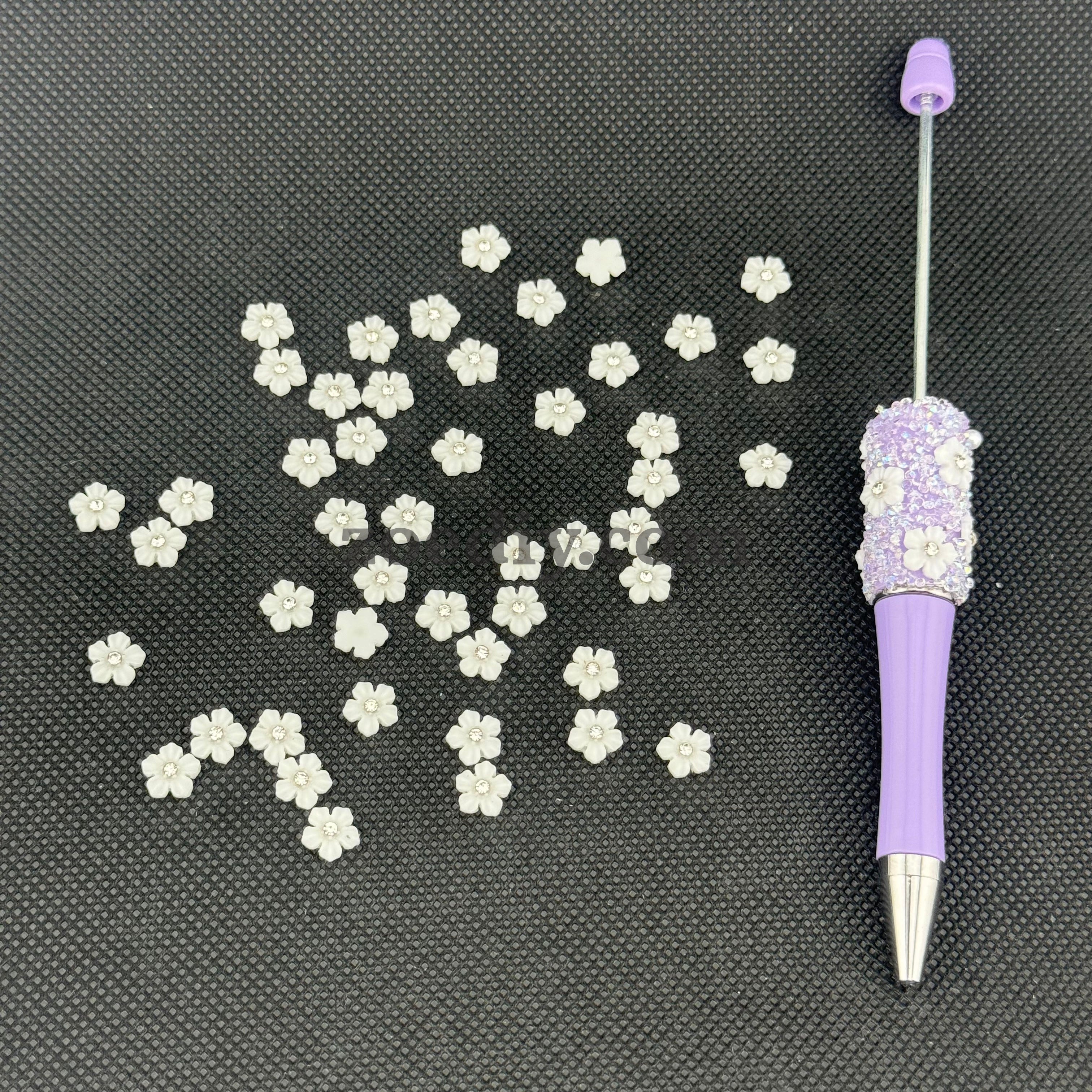 FS1006- 8MM  White Flower Nail Charms For Making Fancy Beads Or Fancy Pen