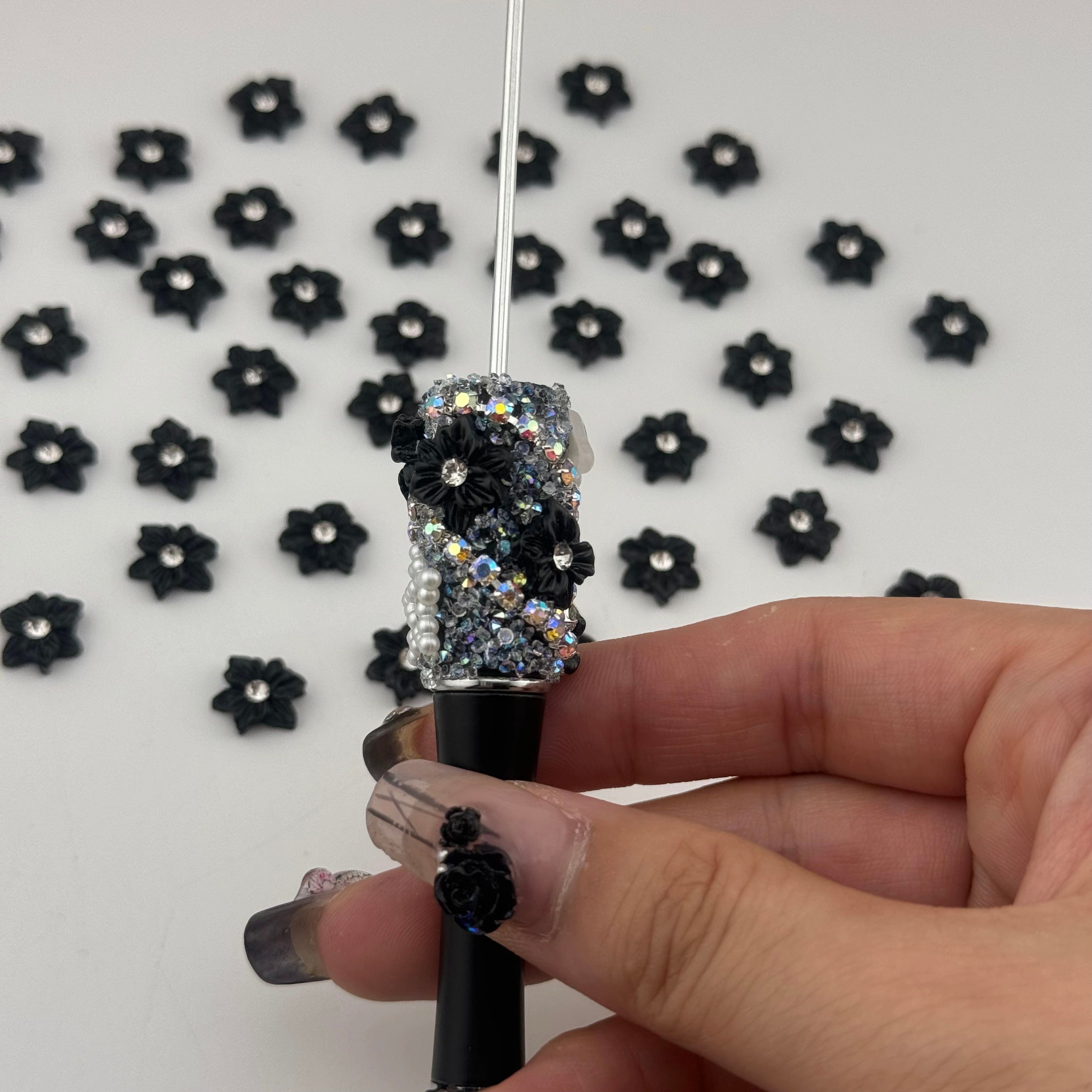 11MM Black Diamonds Flower Resin Accessories