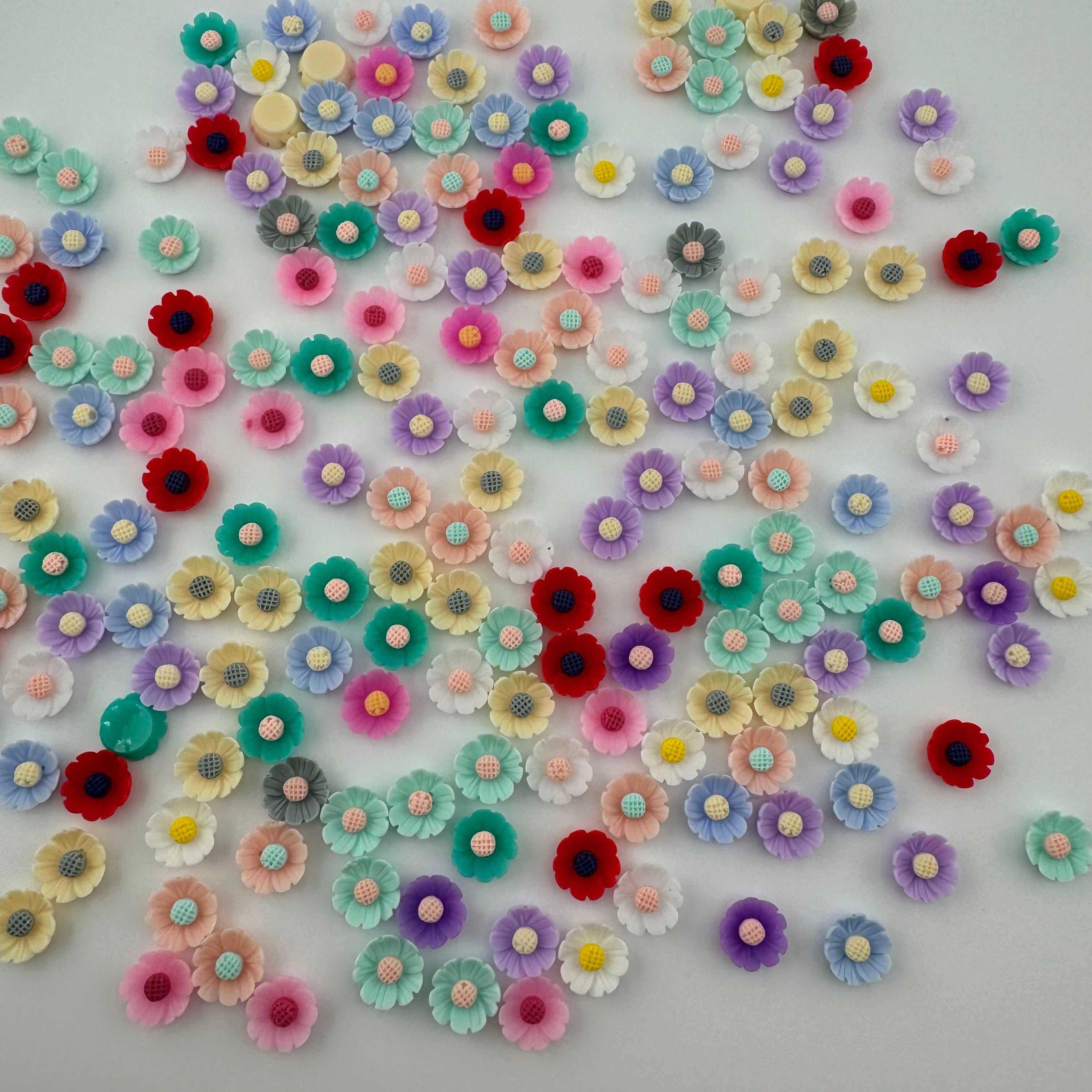 10MM Mixed Color Small Flower Resin Nail Charms For Making Fancy Bead Or Fancy Pen