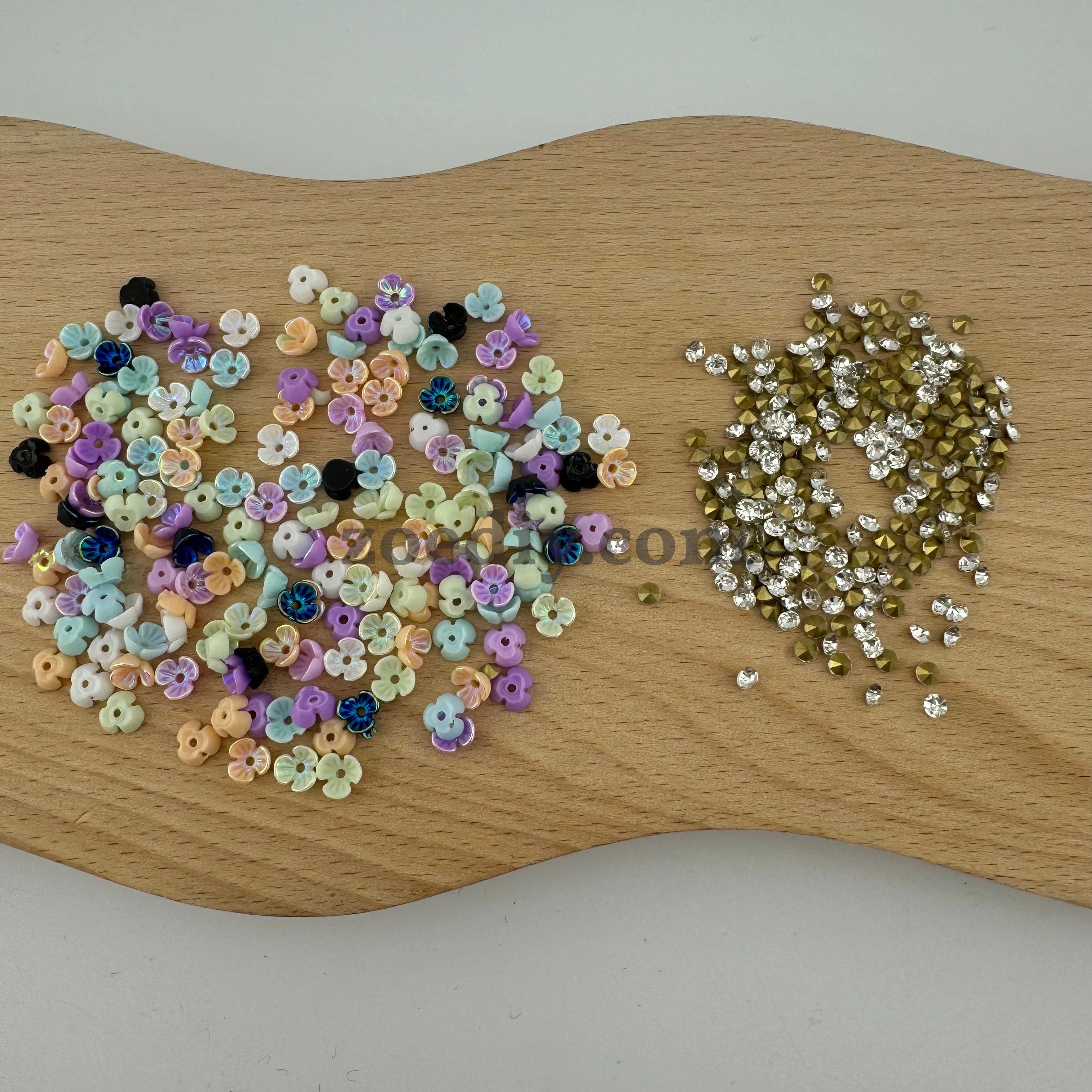 FS1353- 6mm UV Shell Looking Three-petal Flower Resin Nail Charms For Making Fancy Bead Or Fancy Pen