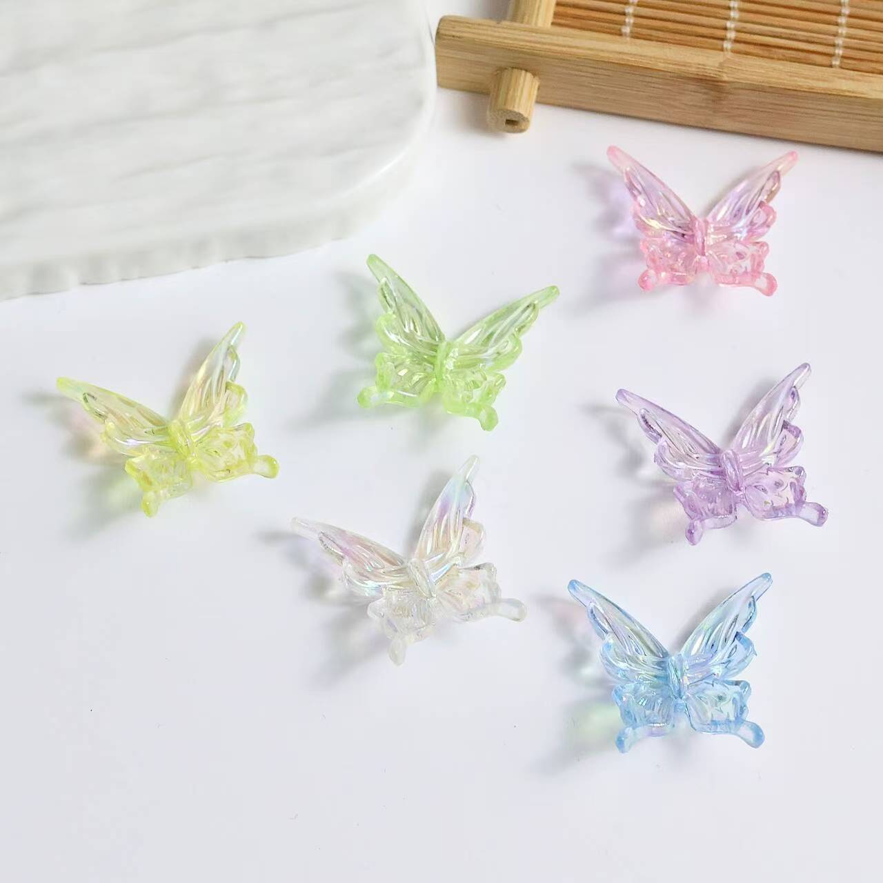FS4971- 24*25mm UV Butterfly Small Holes (Not Pen-Compatible)