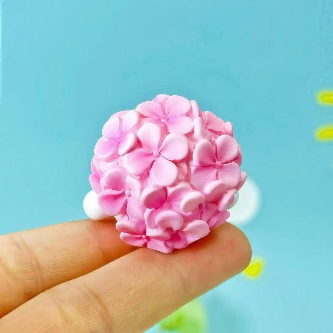 FS1399-Cutr SP Flower Doll Resin Beads ( No Hole)