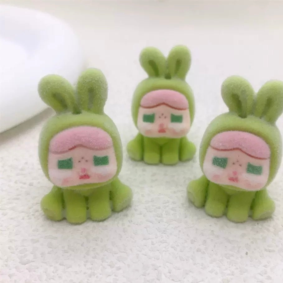 FS2923- 5 Pieces Flocked Cry Baby Rabbit Beads