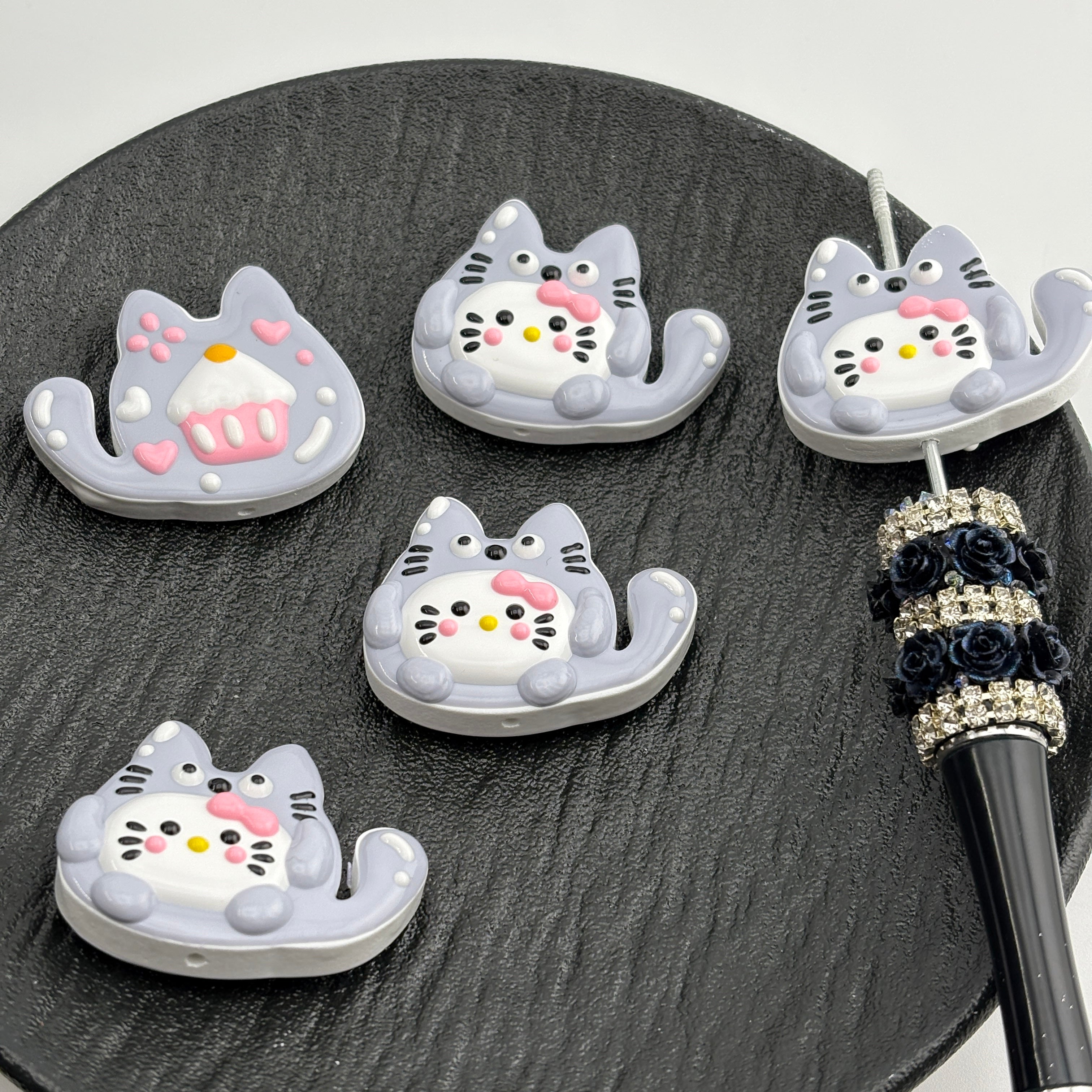 FS2137- 5PCS Gray Totoro HK Cat Hand Painted Beads Fit For Beadable Pens