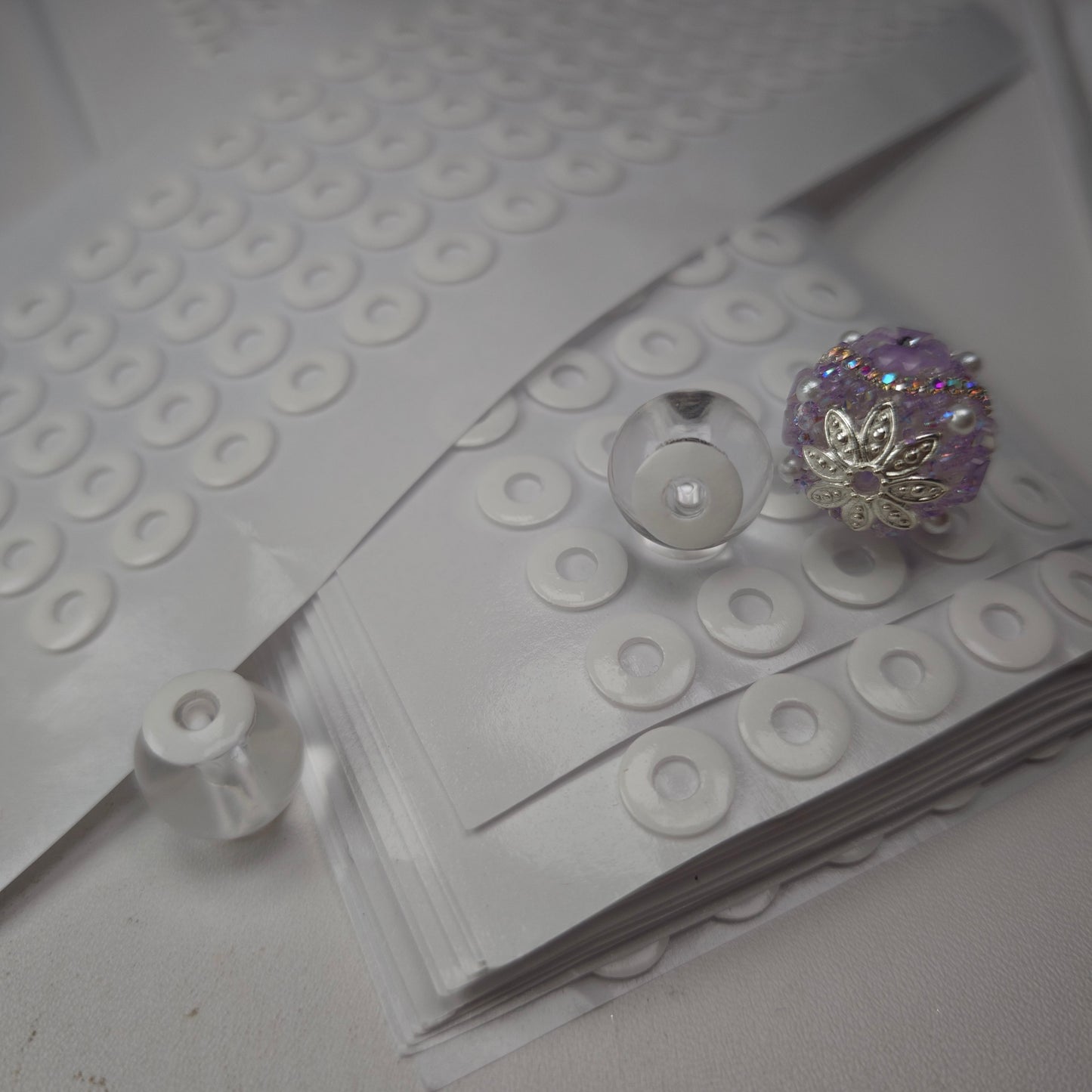 [KM6969]- 10mm Round, With Middle Hole:4mm, 50 Pieces/Sheet, 1cm Round Double Sided Tapes, Pre-Cut Circular Ring Circles Nano Sticker Tapes