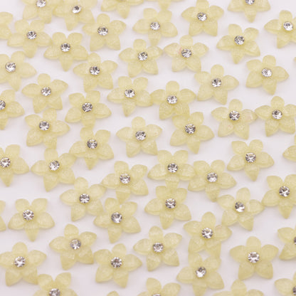 FS5731- 13mm Five-petal Flower Patch With Diamonds