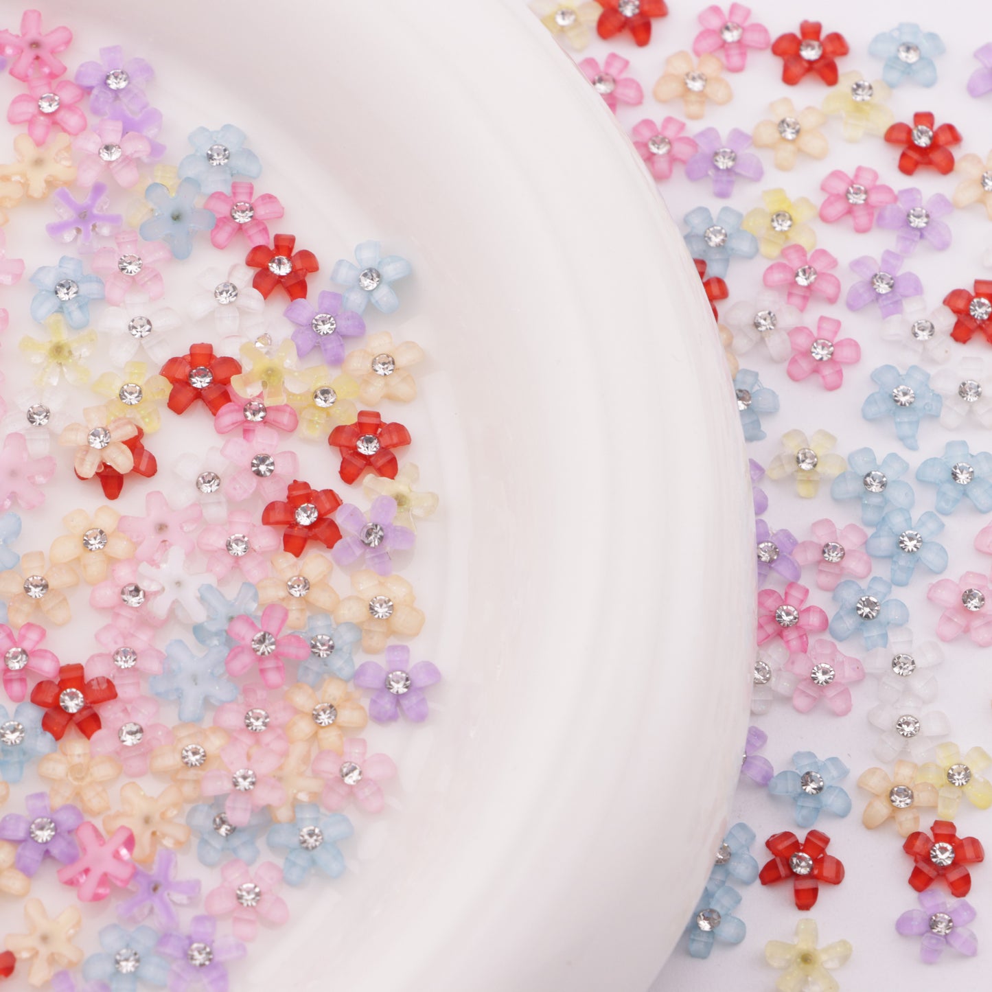 FS5707- 6.5mm 5-Petal Flower Charms With Diamonds