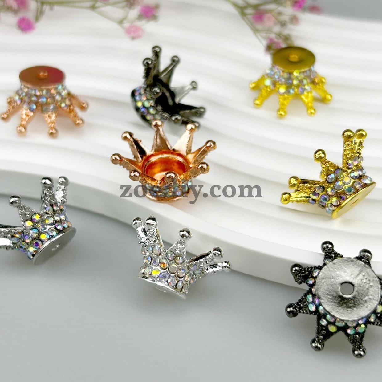 FS0908- 25MM Mixed Color Stereoscopic Diamond Crown Alloy Spacer