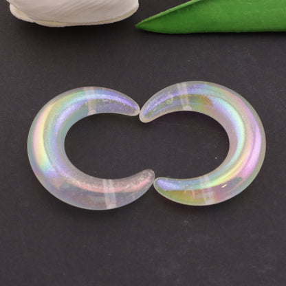 FS3157- 45mm Two - Hole Glowing Moon Beads