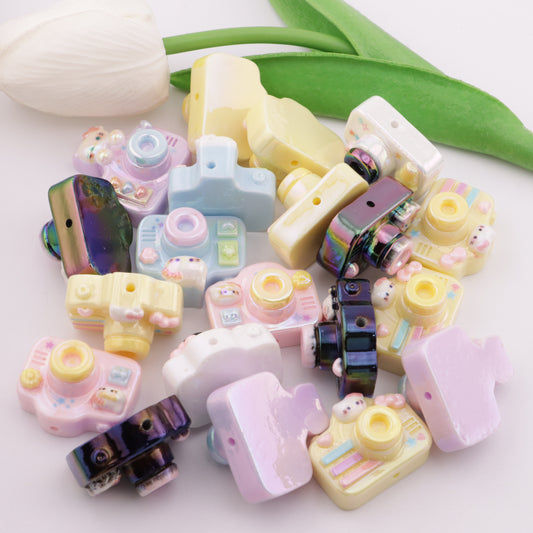 FS5783- Camera Resin Beads
