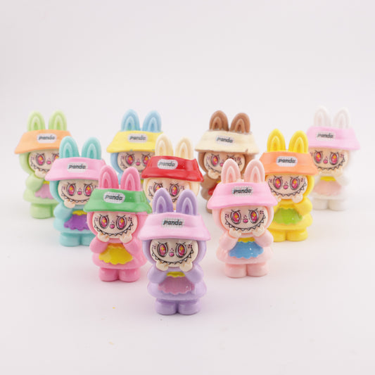 FS5633- Labubu Funny Face - Covering Hands Three - Dimensional Ornament
