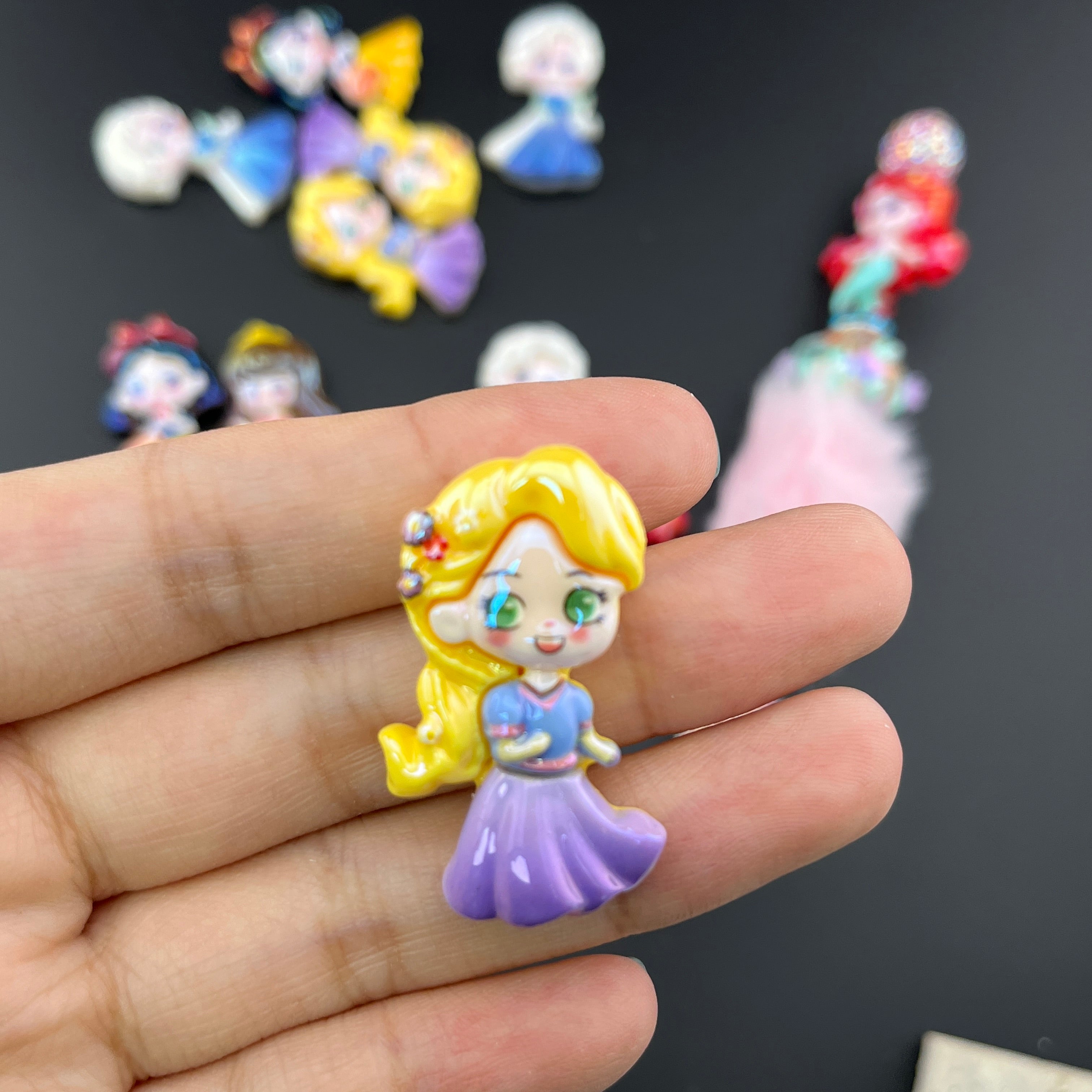 Mixed UV Shiny Cartoon Princess Resin Beads Fit For Beadable Pens