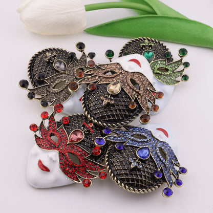 FS5696- Queen Mask Metal Brooch