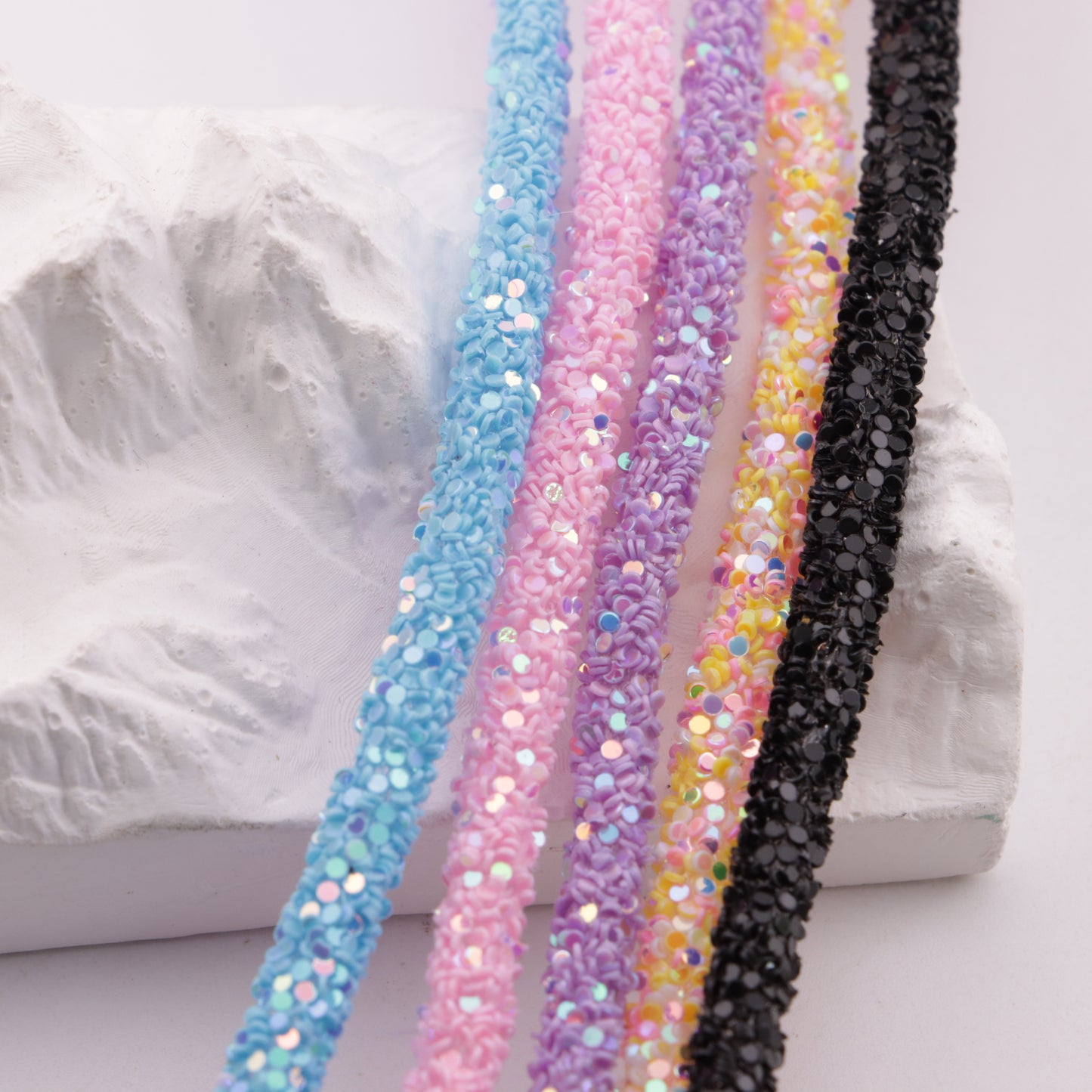 FS6014- About 5mm Round Glitter Flake Rope Round Glitter Flake Rope