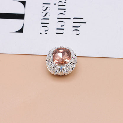 FS4846- 17mm×17mm Square Mocha Alloy Beads That Can Pass Through A Pen