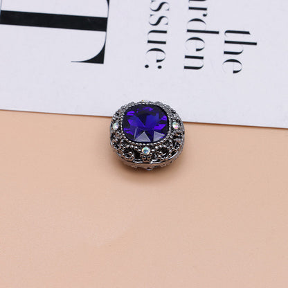 FS4846- 17mm×17mm Square Mocha Alloy Beads That Can Pass Through A Pen