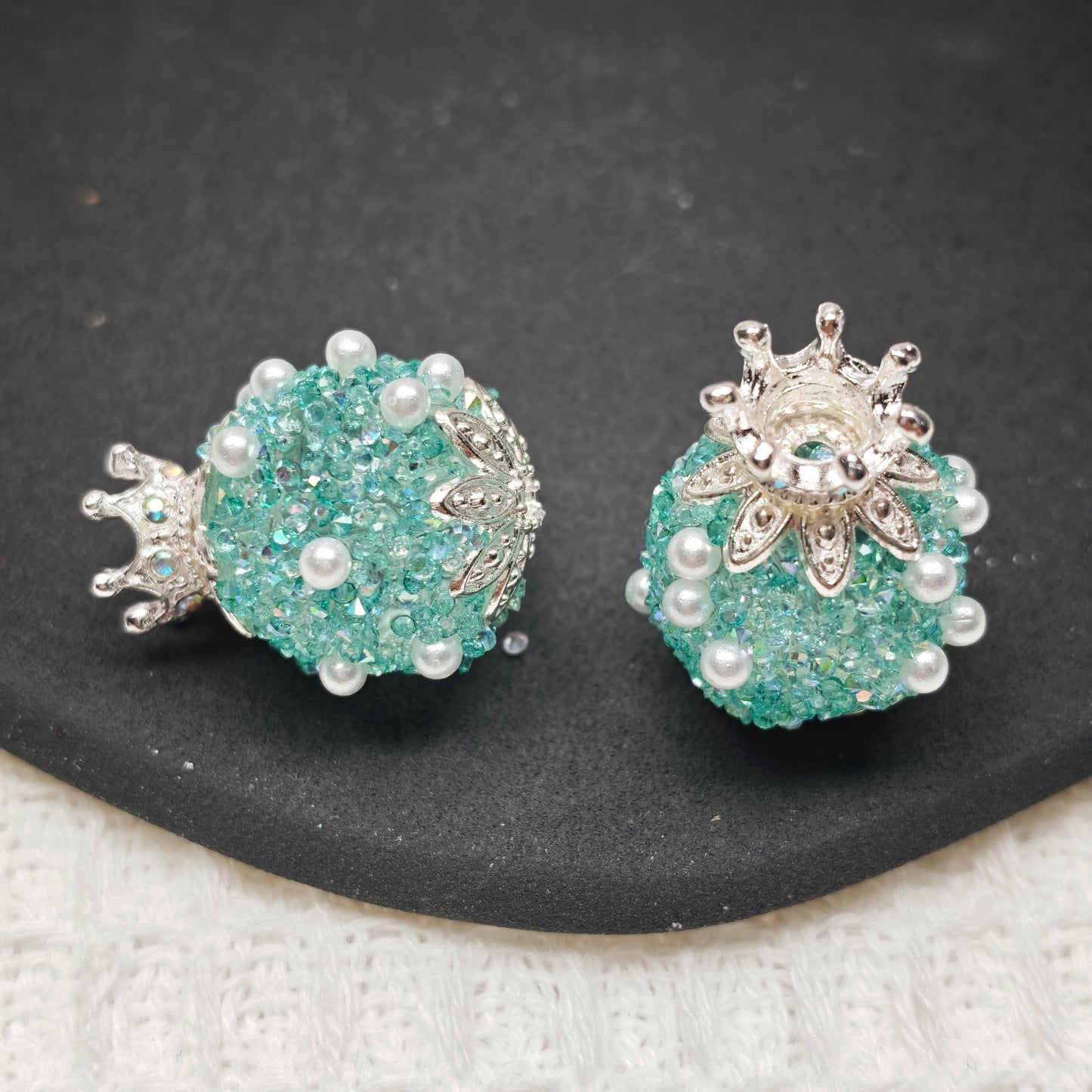 [KM6875]- 18mm*25mm Crown Sugar Fancy Beads With Flower Stand  (The BOM See Description)