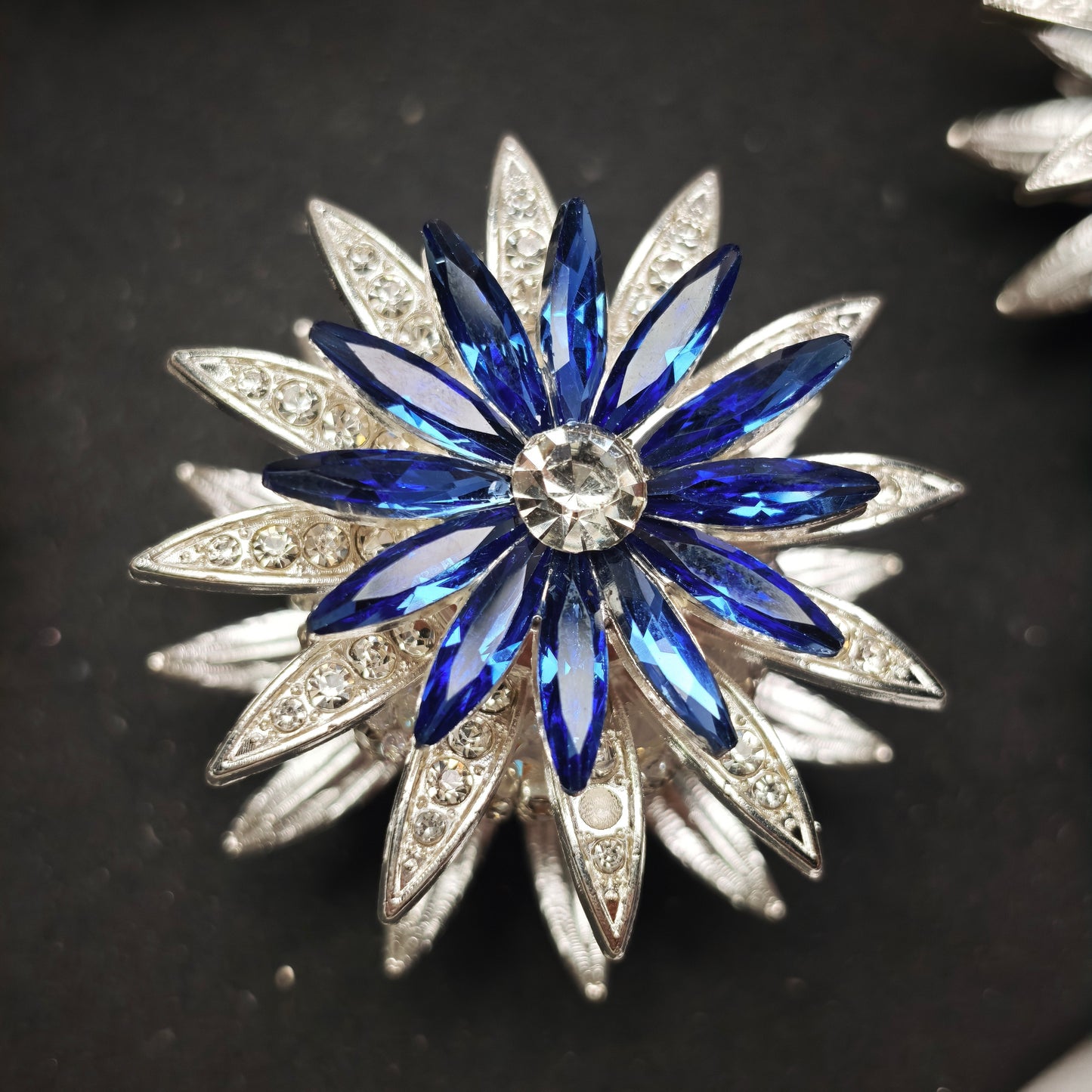 [KM6911]- 40mm Double Sided Spin Rotating, Sunflower Metal Fancy Beads