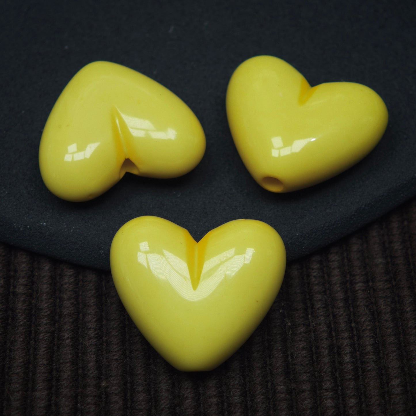 [KM6924]- 21mm*24mm Medium Szie Domed Heart Based Beads