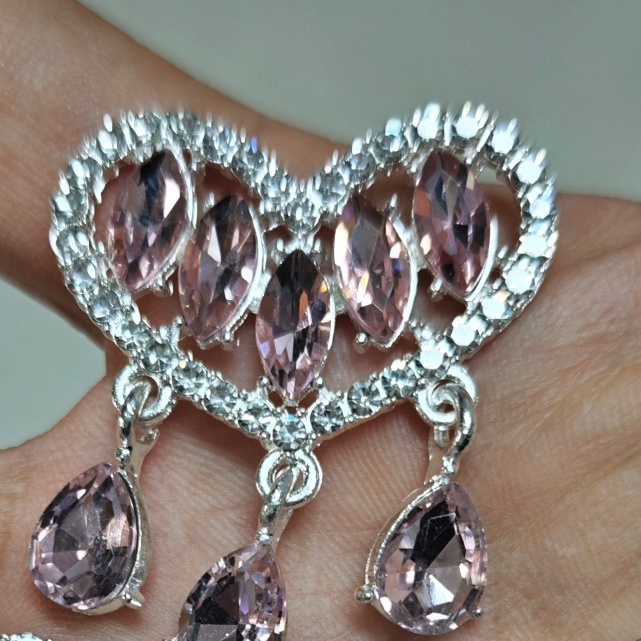 [KM6002]- 34mm*40mm Crystal Heart Metal Charms With WaterDrop Dangle