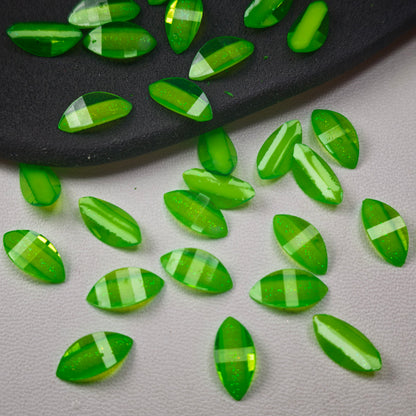 [KM6982]- 6mm*12mm Resin Horse Eyes Flower Petal Charms