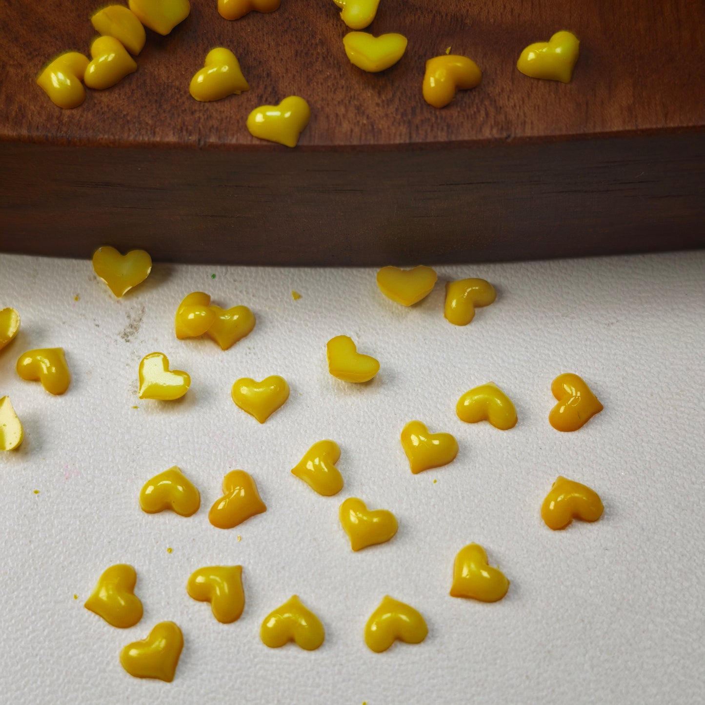 [KM6988]- 5mm Small Love Heart Resin Nails Charms