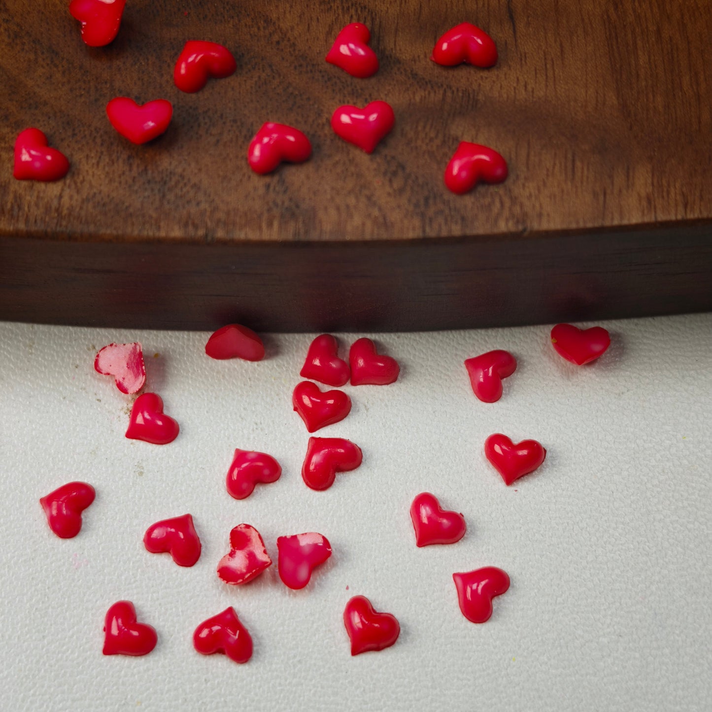 [KM6988]- 5mm Small Love Heart Resin Nails Charms