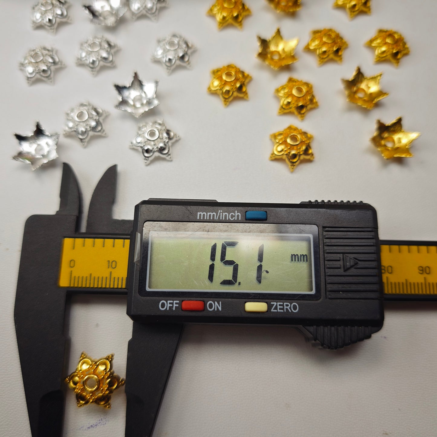 [KM6942]- 15mm Metal Six-Petal Flower Spacers, Beads Caps