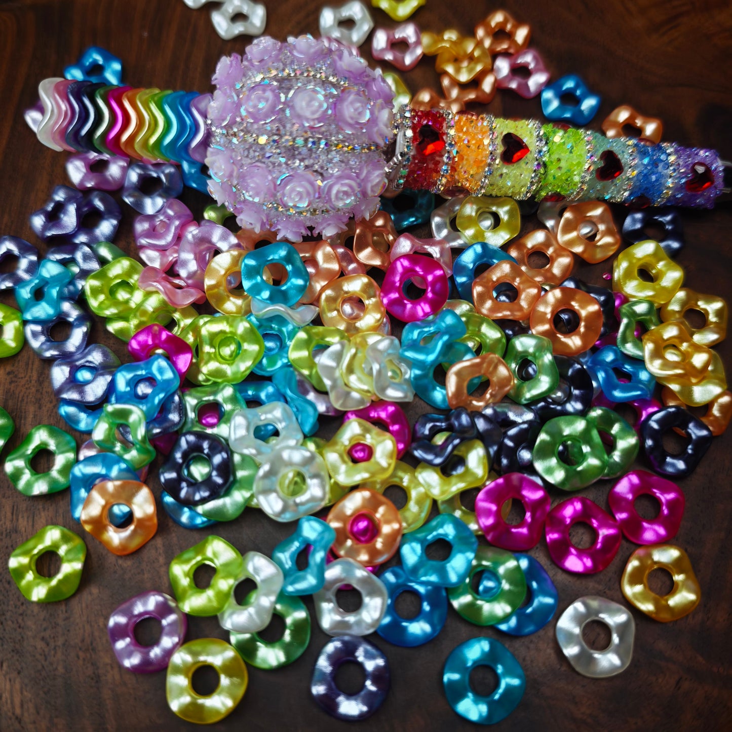 [KM5850]- 13mm Pearlescent Wavy Spacers, Acrylic Pearl Color Wavy Spacers Beads