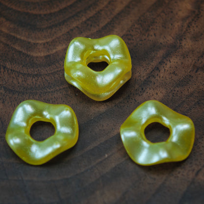[KM5850]- 13mm Pearlescent Wavy Spacers, Acrylic Pearl Color Wavy Spacers Beads