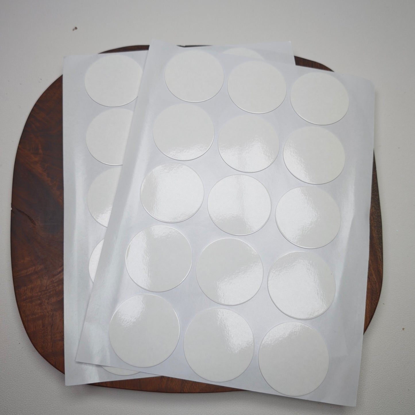 Circles Diameter Options: 8mm, 10mm, 15mm, 20mm, 25mm, 30mm, 40mm, Pre-Cut Nano Round Double Sided Sticker Tapes, Round Multiple Sizes:[KM7017]0.8cm, [KM6860]1cm, [KM7018]1.5cm, [KM6859]2cm, [KM7019]2.5cm, [KM7020]3cm, [KM7021]4cm