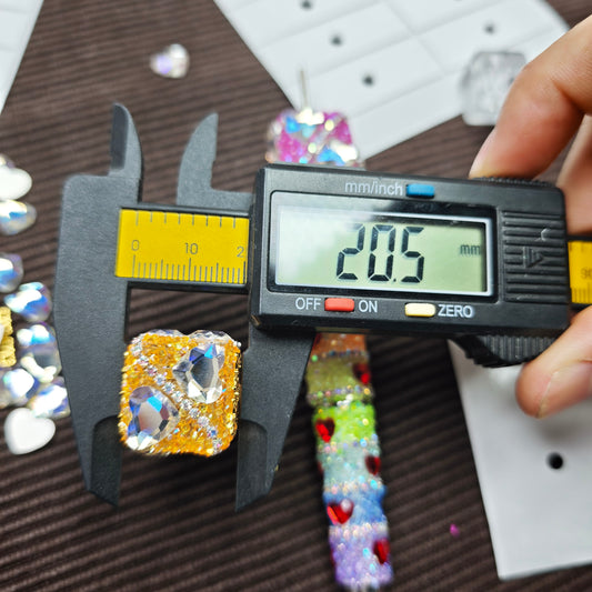 [KM7028]- 20.5mm Love Heart Square Cube Fancy Beads