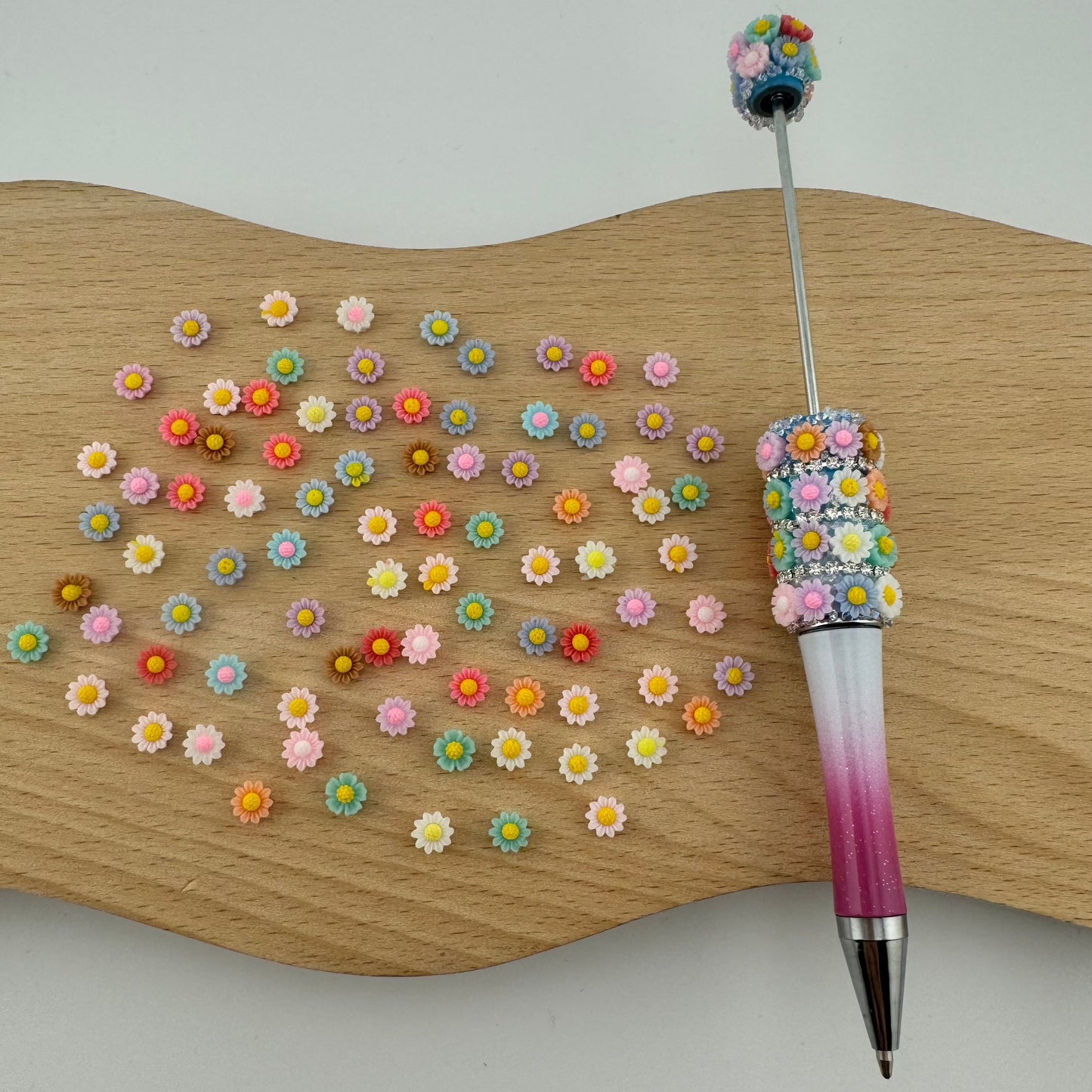 FS1317- 6MM Dasiy Flower Resin Nail Charms For Making Fancy Bead Or Fancy Pen